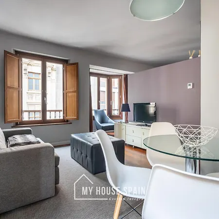 Aparthotel Myhousespain - Moros 41