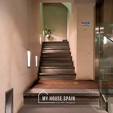 Lägenhetshotell Myhousespain - Moros 41