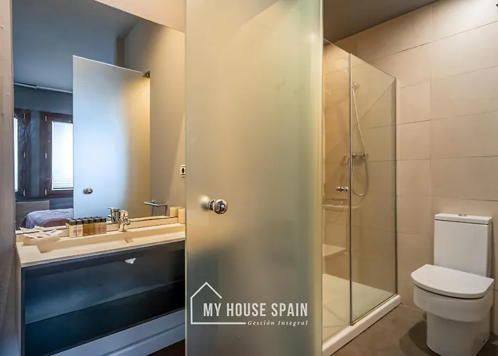 Aparthotel Myhousespain - Moros 41 Gijón