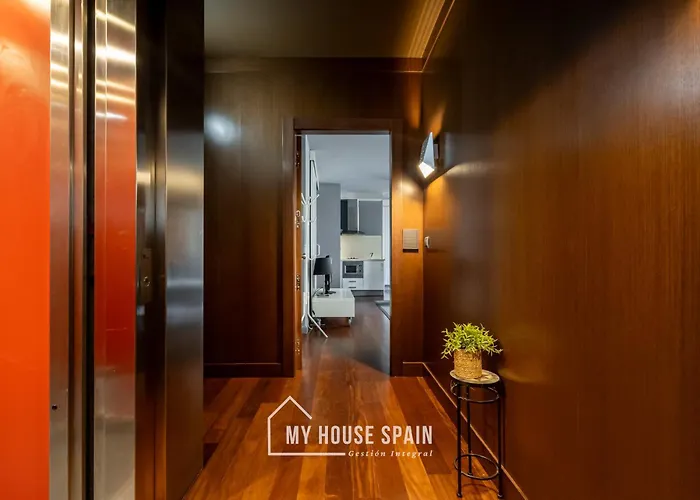 Aparthotel Myhousespain - Moros 41 Gijón